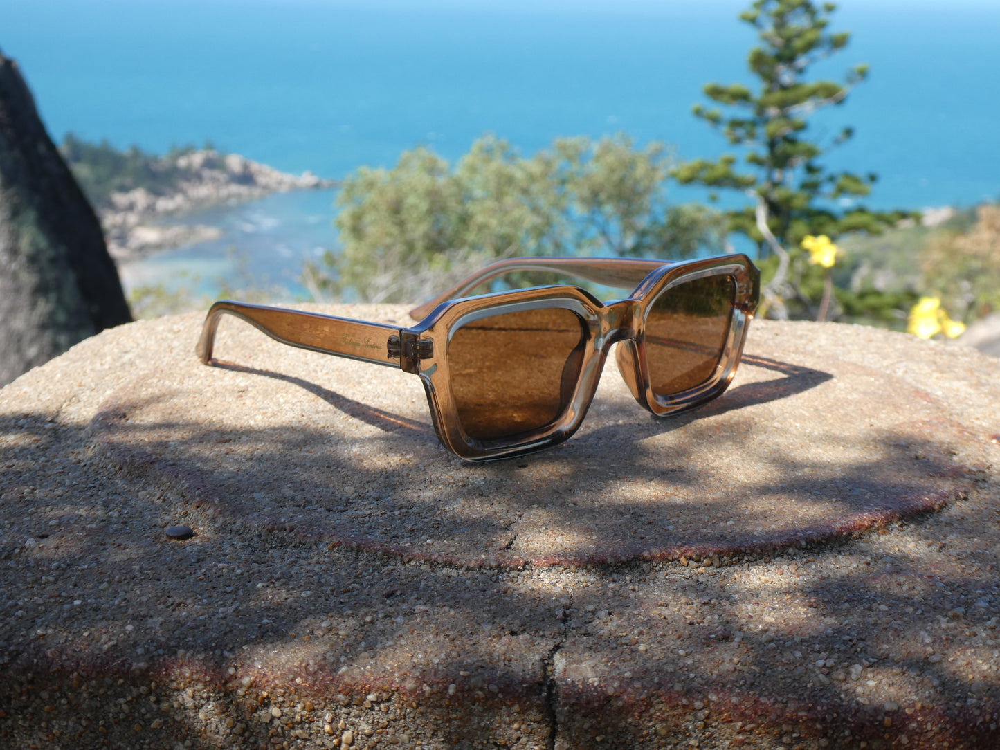 The 'SUNSET' brown sunglasses