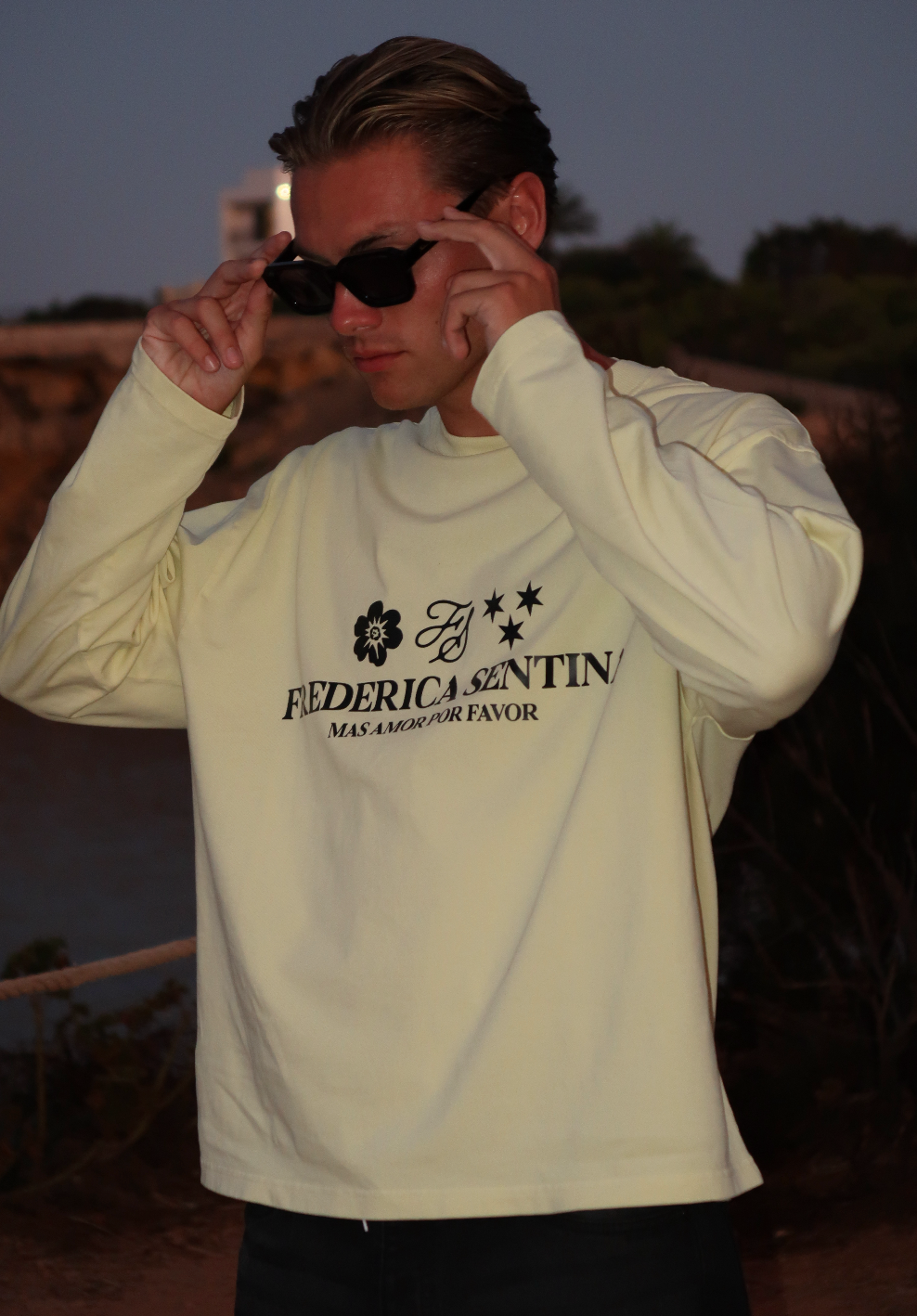 BUTTER YELLOW LONGSLEEVE
